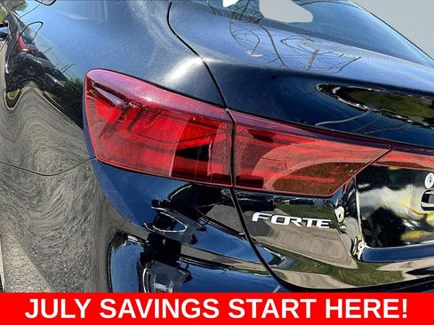 Used 2024 Kia Forte LXS FWD image 29