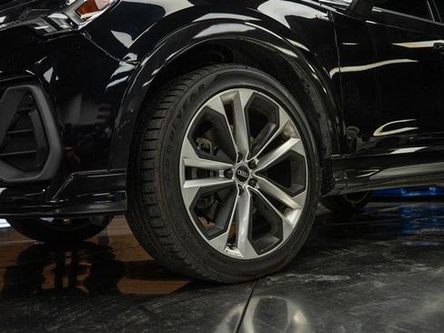 Used 2020 Audi Q3 2.0T Premium Plus w/ Premium Plus Package image 4