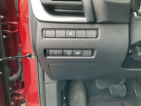 Used 2023 Nissan Rogue SV w/ SV Premium B Package AWD/4WD image 18