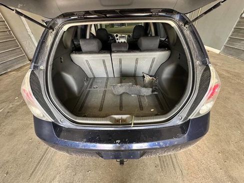 Used 2010 Pontiac Vibe w/ Preferred Package FWD image 27