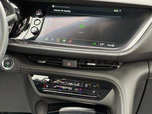 Used 2022 Buick Envision Essence w/ Safety Package image 13