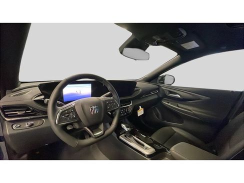 Used 2025 Buick Envista Sport Touring w/ Convenience I Package FWD image 10
