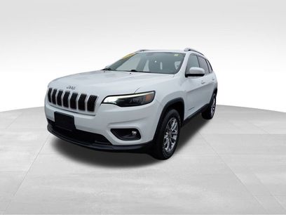 Used 2019 Jeep Cherokee Latitude Plus w/ Comfort/Convenience Group