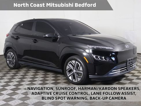 Used 2022 Hyundai Kona Limited w/ Cargo Package FWD image 1
