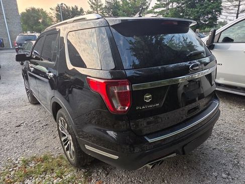 Used 2018 Ford Explorer Platinum AWD/4WD image 7