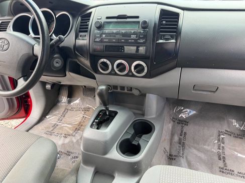 Used 2010 Toyota Tacoma 2WD Regular Cab image 14