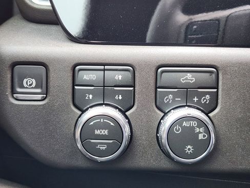 New 2026 GMC Sierra 1500 SLE AWD/4WD image 25