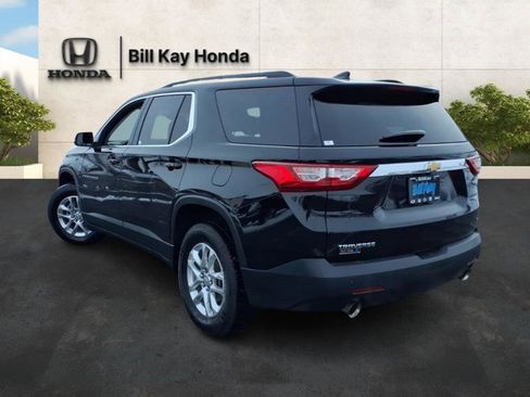 Used 2021 Chevrolet Traverse LT image 6