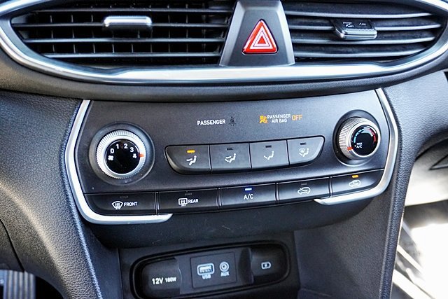 Used 2020 Hyundai Santa Fe SE FWD image 37