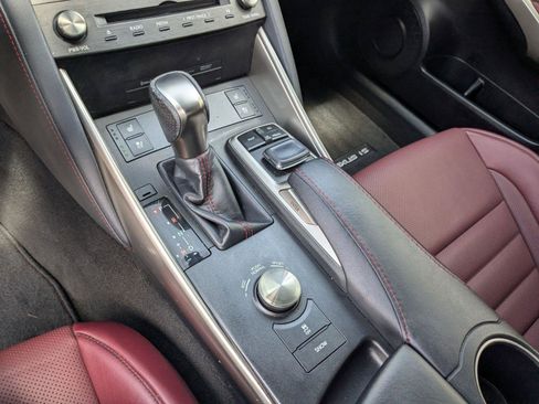 Used 2019 Lexus IS 300 F Sport w/ F Sport Package RWD image 15