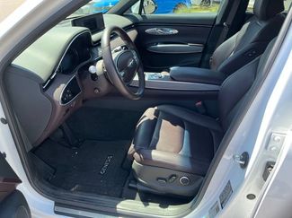 Used 2022 Genesis GV70 2.5T w/ Advanced Package AWD/4WD video 2