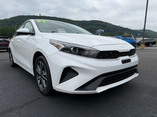 Used 2022 Kia Forte LXS FWD video 1