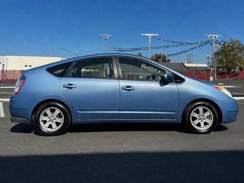 Used 2005 Toyota Prius FWD image 3