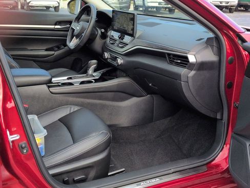 Used 2025 Nissan Altima 2.5 SL image 22