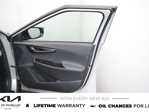 New 2026 Kia EV6 Light RWD image 15
