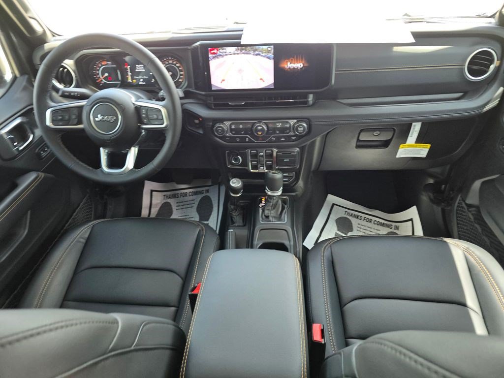 New 2026 Jeep Wrangler Unlimited Sahara AWD/4WD image 35