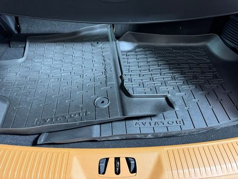 Certified 2025 Lincoln Aviator Black Label w/ Jet Appearance Package image 57