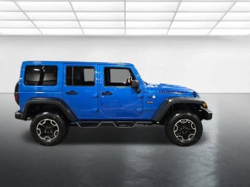 Used 2016 Jeep Wrangler Unlimited Rubicon AWD/4WD image 3