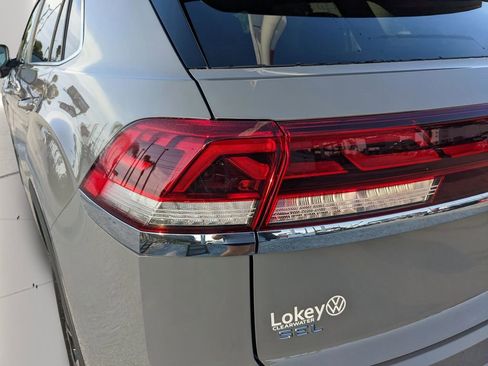 New 2026 Volkswagen Atlas Cross Sport SEL AWD/4WD image 12