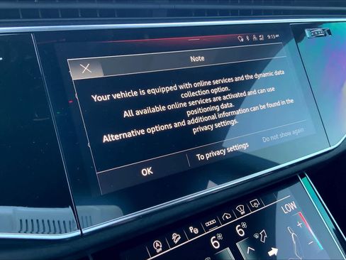 Used 2023 Audi Q8 Prestige w/ Prestige Package image 27