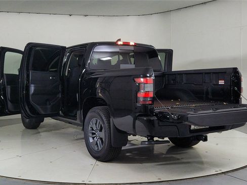 New 2026 Nissan Frontier SV w/ Tow Package image 11