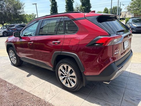 Used 2022 Toyota RAV4 Limited w/ Limited Grade Weather Package AWD/4WD image 7