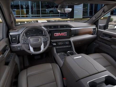 New 2026 GMC Sierra 2500 Denali w/ Denali Reserve Package image 15