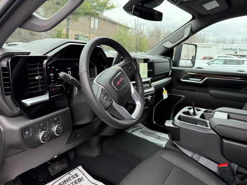 New 2026 GMC Sierra 2500 SLE w/ SLE Value Package; image 13