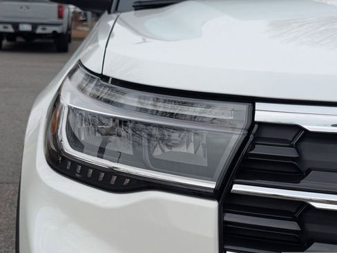 New 2026 Ford Explorer Active w/ Active Comfort Package image 10