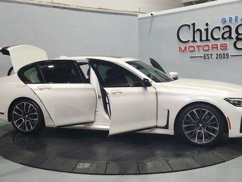 Used 2022 BMW 750i xDrive w/ Executive Package AWD/4WD image 15