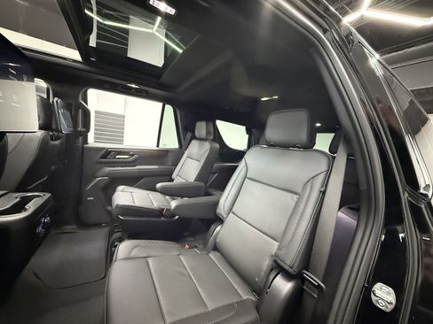 Used 2026 GMC Yukon Denali w/ Denali Reserve Package AWD/4WD image 28