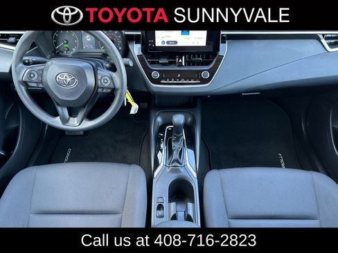 Used 2023 Toyota Corolla LE w/ Carpet Mat Package (TMS) FWD image 5