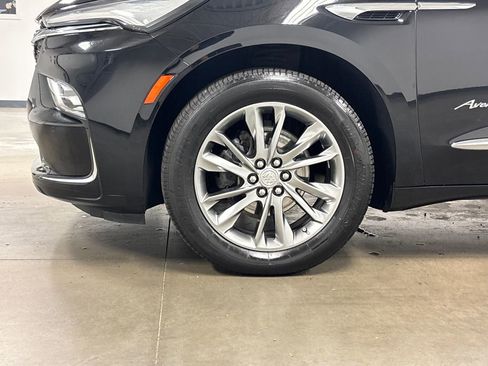 Certified 2022 Buick Enclave Avenir w/ Avenir Technology Package image 12