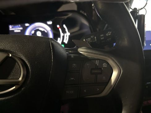 Used 2022 Lexus NX 350h AWD image 12