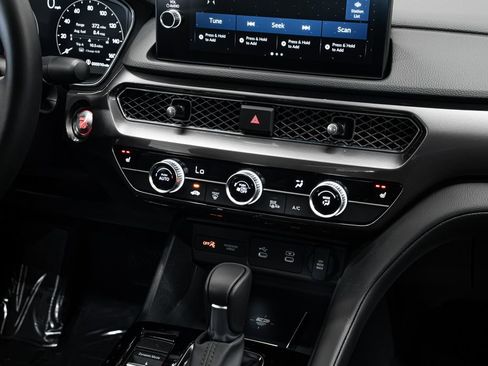 New 2026 Acura Integra FWD image 15
