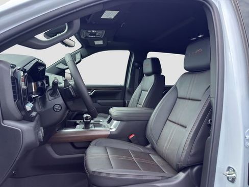 New 2026 Chevrolet Silverado 1500 High Country AWD/4WD image 9