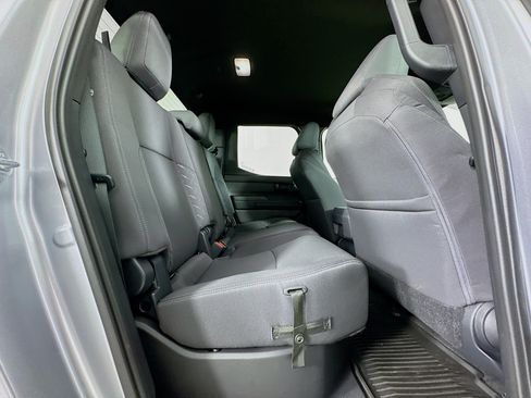 Certified 2025 Toyota Tacoma SR5 AWD/4WD image 26
