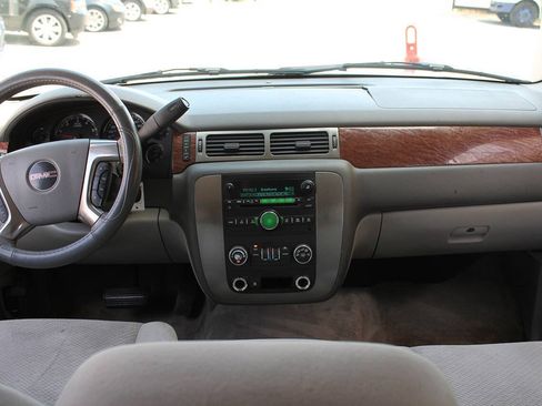 Used 2007 GMC Yukon SLE RWD image 31