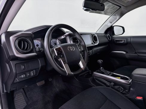 Certified 2023 Toyota Tacoma 4x4 Double Cab w/ Trail Edition image 9