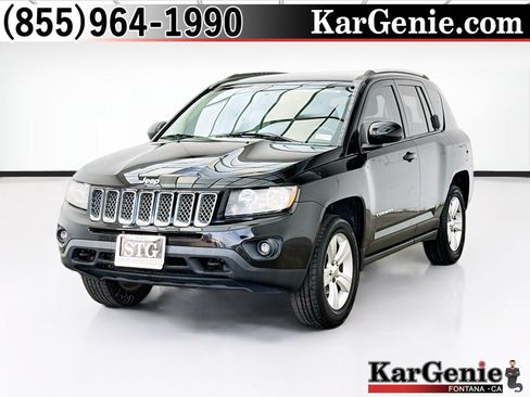 Used 2016 Jeep Compass Latitude w/ All Weather Capability Group AWD/4WD image 1