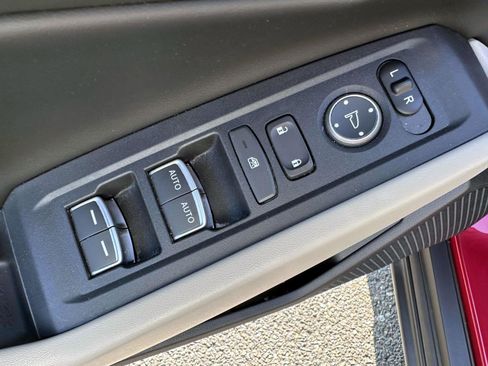 Used 2024 Honda Accord EX image 9