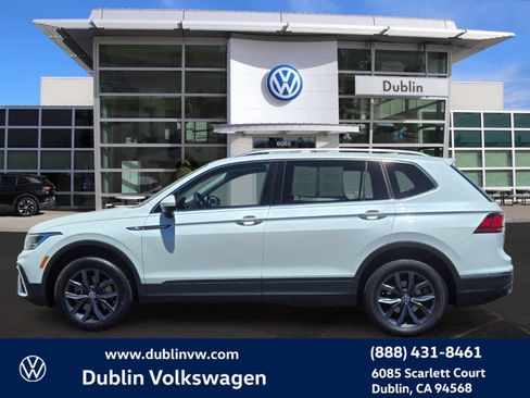 Used 2023 Volkswagen Tiguan SE FWD image 7