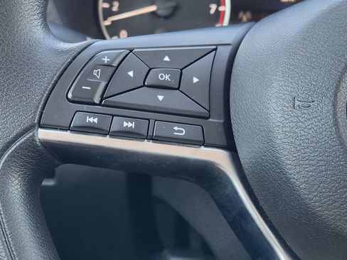 Used 2024 Nissan Sentra SV image 28