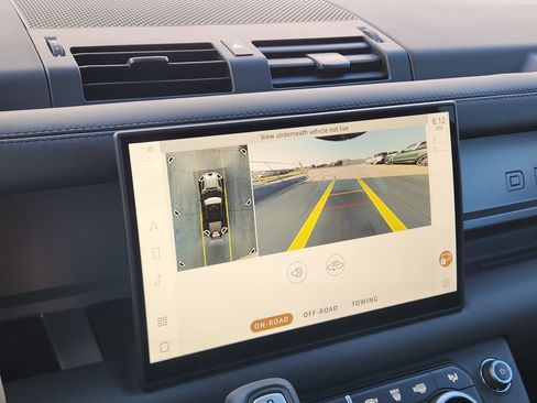 New 2025 Land Rover Defender 110 V8 image 18