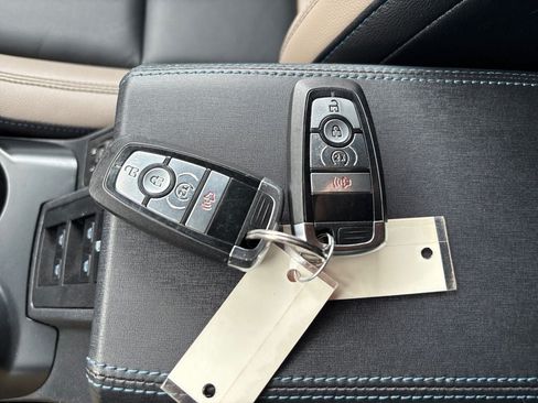 Used 2024 Ford Bronco Wildtrak AWD/4WD image 33