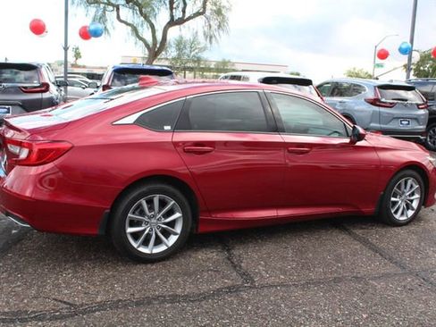Certified 2021 Honda Accord LX image 5