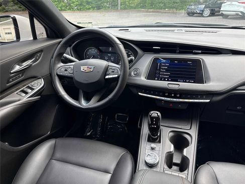 Used 2023 Cadillac XT4 Sport FWD image 14