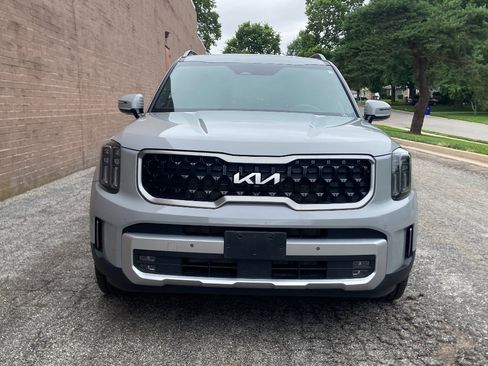 Used 2023 Kia Telluride SX X-Line AWD/4WD image 2