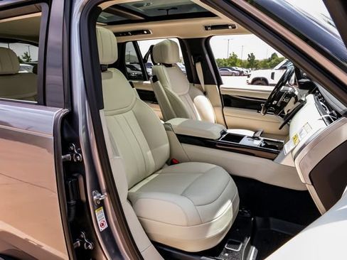 New 2026 Land Rover Range Rover SE AWD/4WD image 44