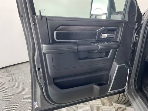 New 2026 RAM 2500 Laramie w/ Night Edition AWD/4WD image 5